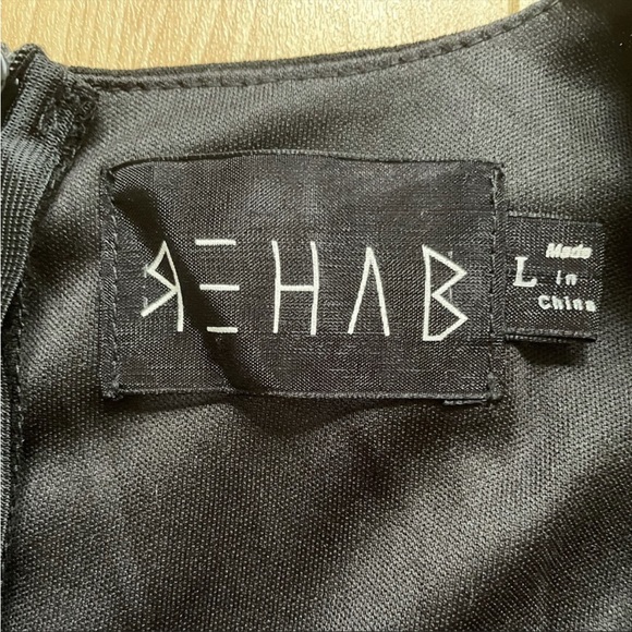 LAST WEEKEND here-Rehab v-neck jumpsuit with side detail- offers welcome! - Picture 5 of 6